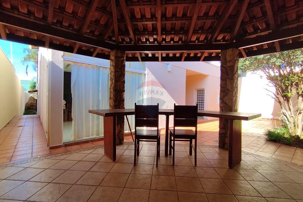 Casa - Venda - Ribeirão Preto , São Paulo - batch_IMG_20260304_085159.jpg - Churrasqueira - 780151051-6