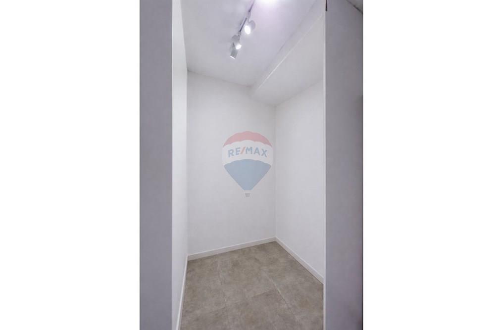 Casa de Condomínio - Venda - Ribeirão Preto , São Paulo - Closet-minimalista-e-iluminado.jpg - 780251026-31