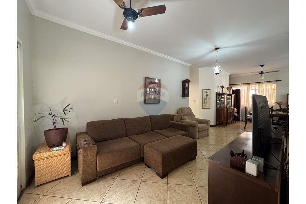 Casa - Venda - Ribeirão Preto , São Paulo - Rua Argeu fulioto 713 (9 de 48).jpg - 780071037-58