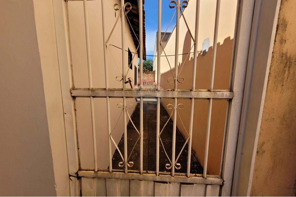 Casa - Venda - Ribeirão Preto , São Paulo - portao.jpg - Corredor - 780171002-57