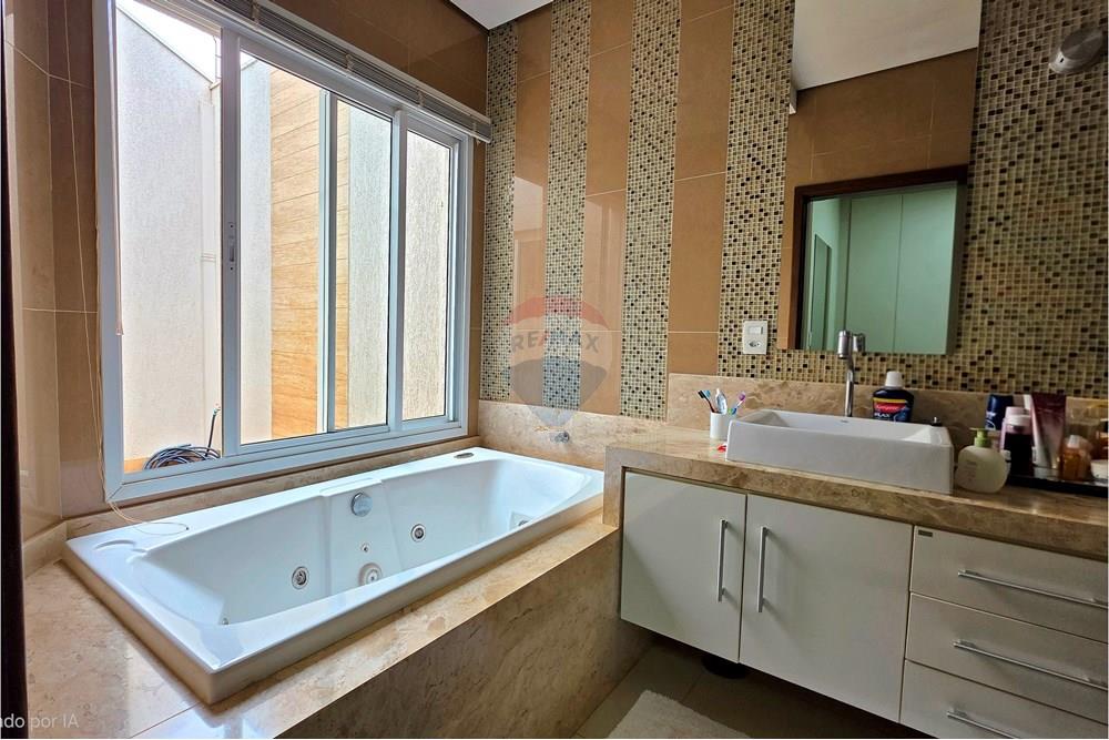 Casa - Venda - Sertãozinho , São Paulo - Banheiro suíte master horizontal.jpg - Suite - 780191005-139