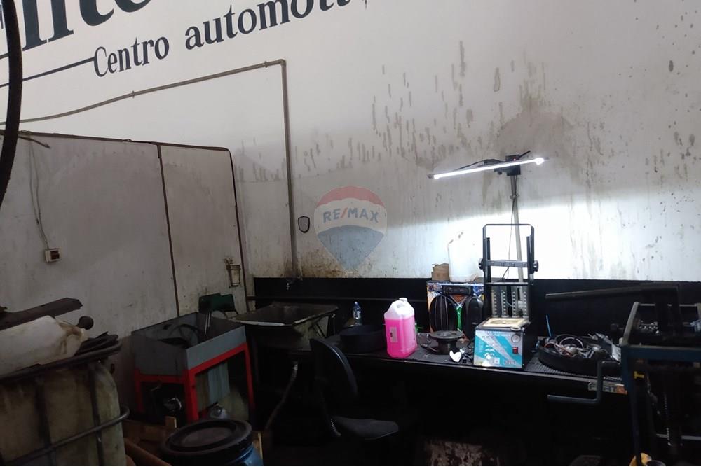 Ponto Comercial/ Loja - Venda - Orlândia , São Paulo - Avenida Marginal Esquerda Nr 627 (9).jpg - 780111046-9