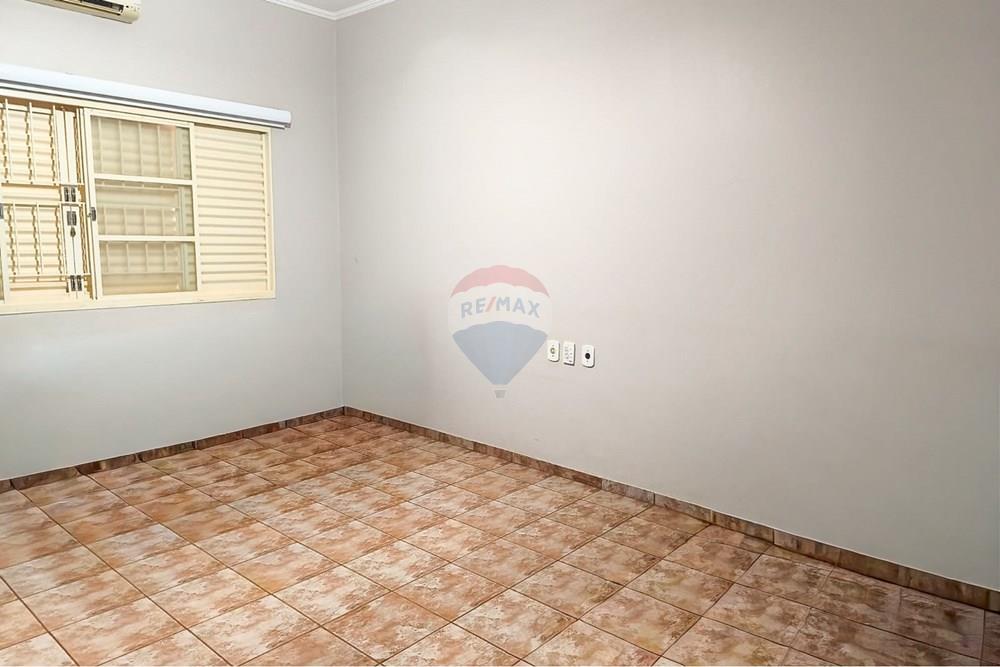 Casa - Venda - São Joaquim da Barra , São Paulo - WhatsApp Image 2026-02-04 at 13.31.57 (2).jpg - 780301007-21