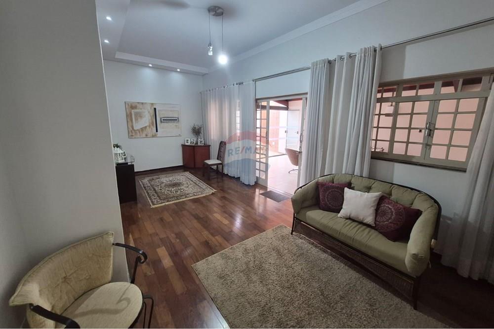 Casa - Venda - Franca , São Paulo - WhatsApp Image 2025-12-19 at 11.02.315.jpeg - 780231022-143