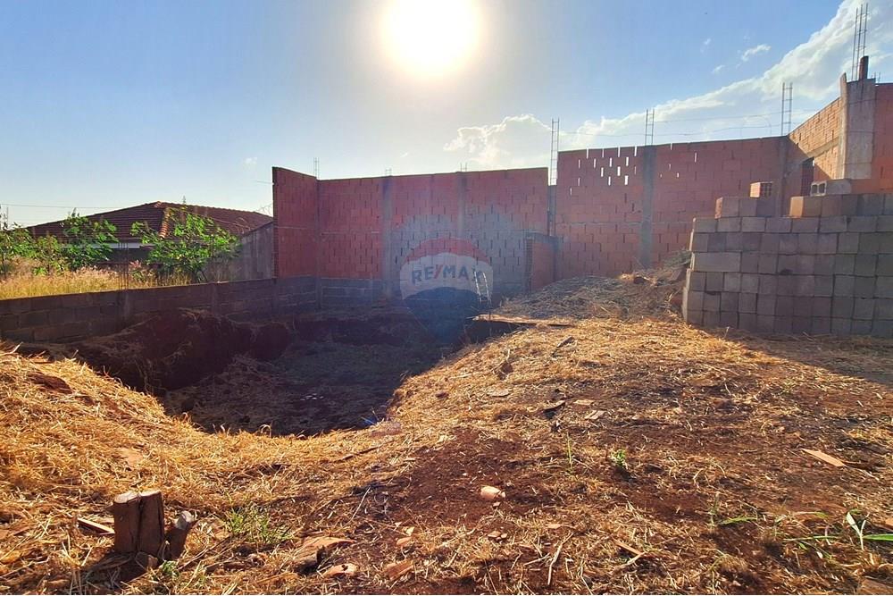 Terreno - Venda - Jardinópolis , São Paulo - 6.jpg - Jardim Interno - 780201052-14