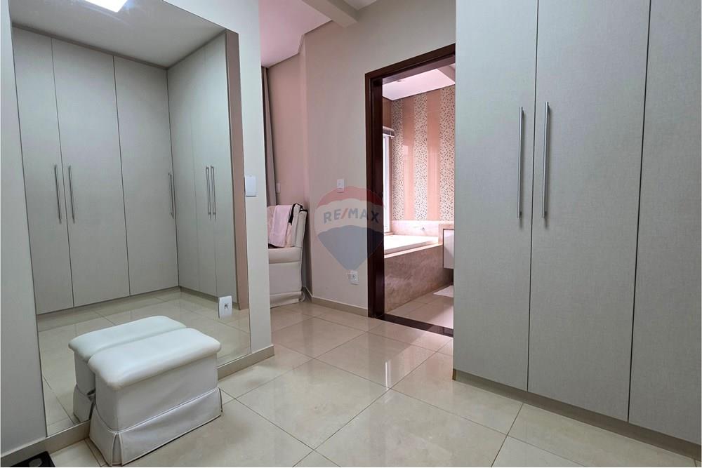 Casa - Venda - Sertãozinho , São Paulo - Closet suíte master horizontal.jpg - 780191005-139