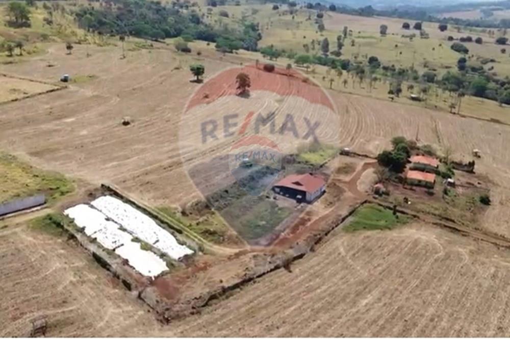 Fazenda - Venda - Patrocínio Paulista , São Paulo - 11 Aérea Benfeitorias.jpeg - 780201085-3