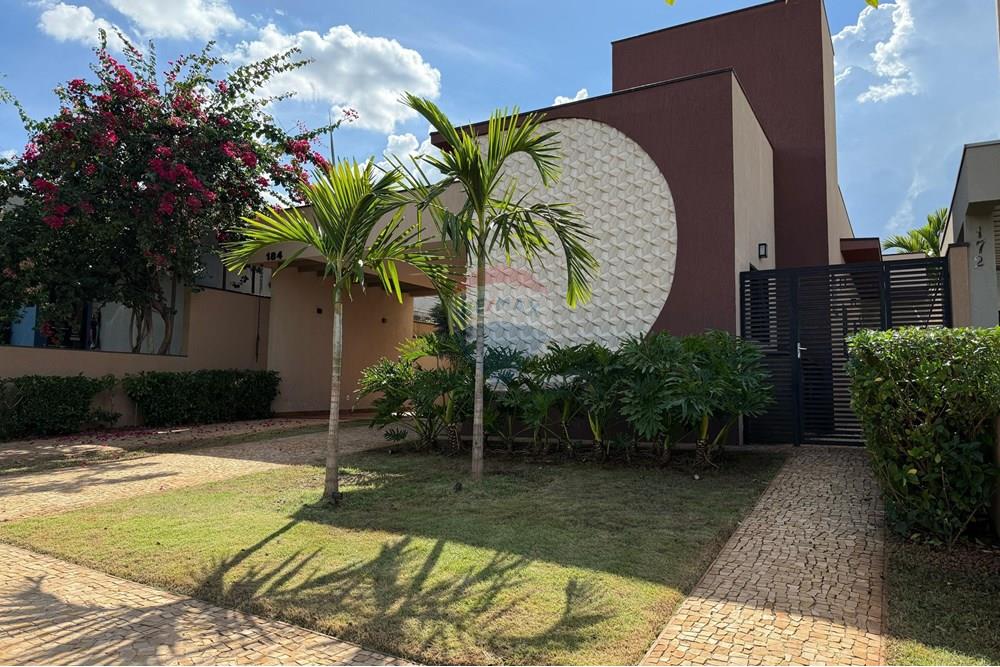 Casa de Condomínio - Venda - Ribeirão Preto , São Paulo - WhatsApp Image 2025-04-09 at 10.29.37 (2).jpeg - Garagem - 780091026-204