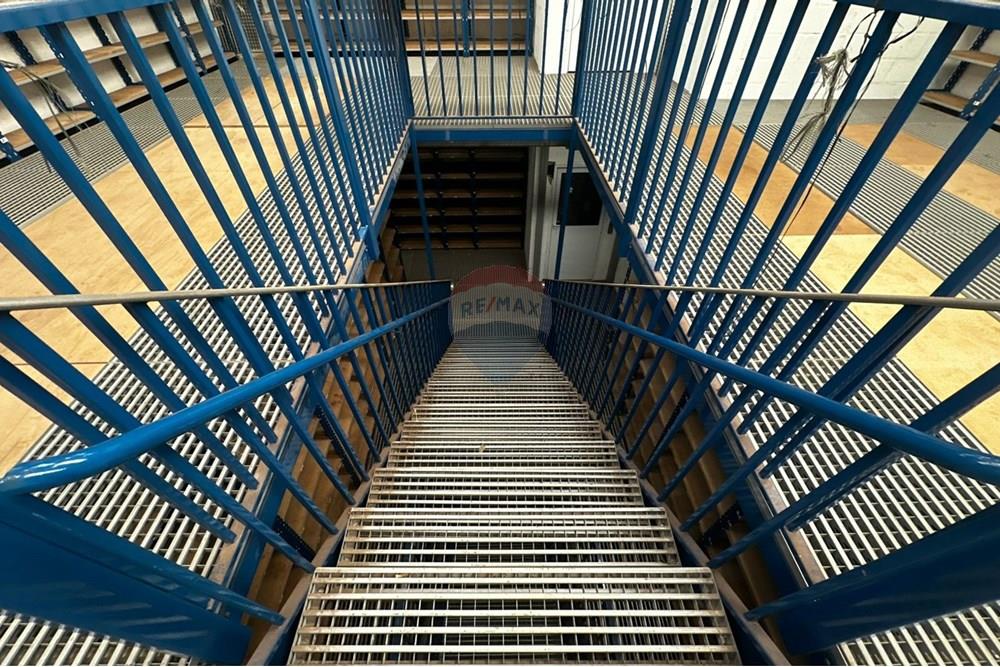 Ponto Comercial/ Loja - Alugar - Ribeirão Preto , São Paulo - WhatsApp Image 2025-07-18 at 10.22.29 (1).jpeg - 780131001-117