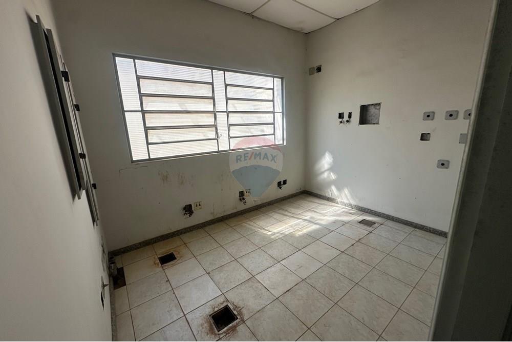 Galpão - Venda - Franca , São Paulo - IMG_3886.jpeg - 780231099-7