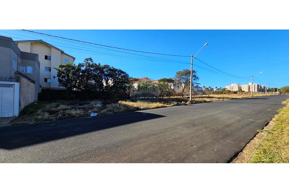 Terreno - Venda - Franca , São Paulo - 20240508_082540.jpg - 780231013-81