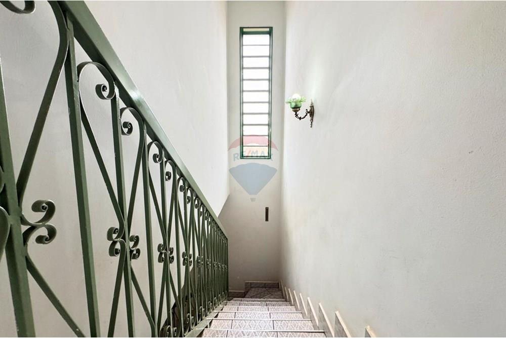Casa - Venda - Ribeirão Preto , São Paulo - Escada superior.jpg - 780211057-3