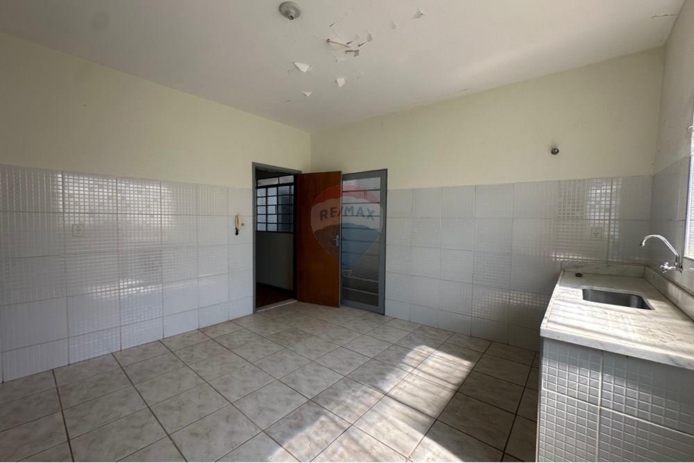 Galpão - Venda - Franca , São Paulo - IMG_3942.jpeg - 780231099-8