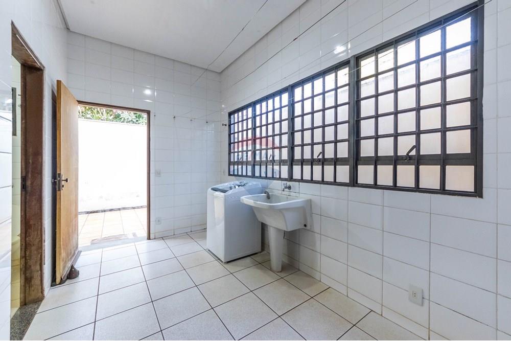 Casa - Venda - Jaboticabal , São Paulo - WhatsApp Image 2024-08-19 at 12.08.37 (11).jpeg - 780271054-36