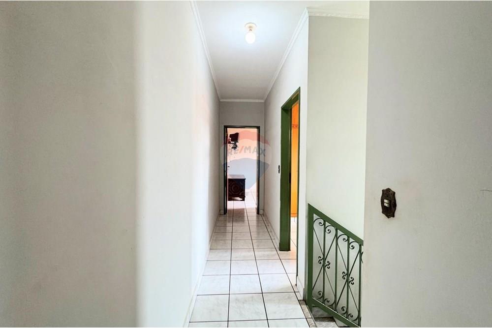 Casa - Venda - Ribeirão Preto , São Paulo - Corredor superior.jpg - 780211057-3