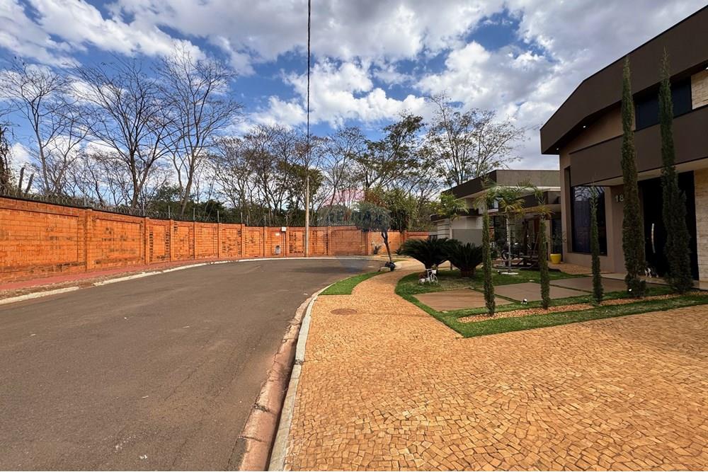 Casa de Condomínio - Venda - Ribeirão Preto , São Paulo - IMG_0409.JPG - Garagem - 780211023-79