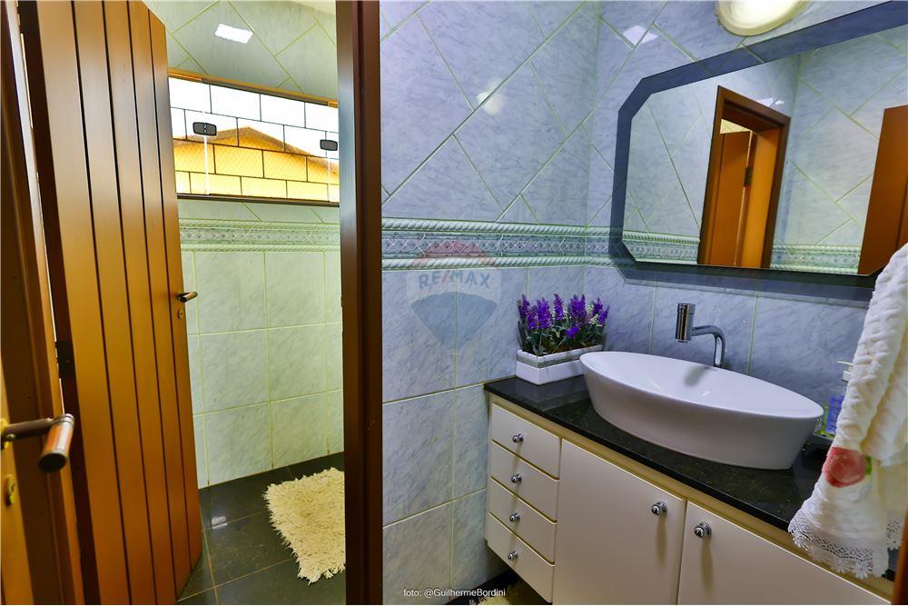 Casa - Venda - Bebedouro , São Paulo - Lavabo, com lavatório separado - 780261028-4
