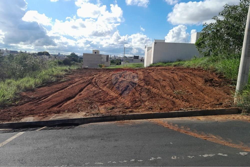 Terreno - Venda - Franca , São Paulo - WhatsApp Image 2026-01-21 at 18.56.56.jpeg - 780231013-98