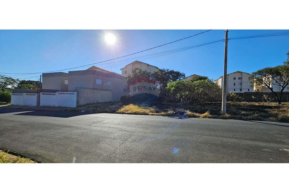 Terreno - Venda - Franca , São Paulo - 20240508_082615.jpg - 780231013-81