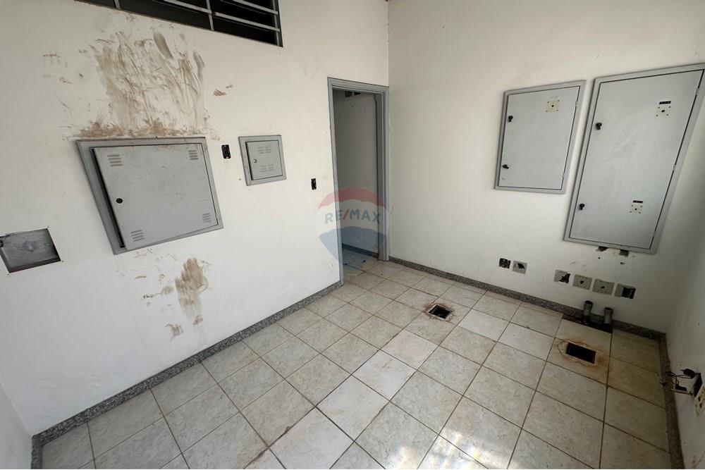 Galpão - Venda - Franca , São Paulo - IMG_3888.jpeg - 780231099-7