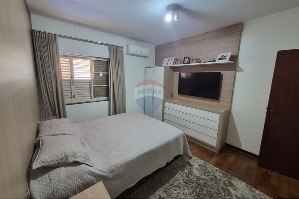 Casa - Venda - Franca , São Paulo - WhatsApp Image 2025-12-19 at 11.04.135.jpeg - 780231022-143