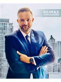 Damian Drobik Właściciel Biura - RE/MAX Ambassadors