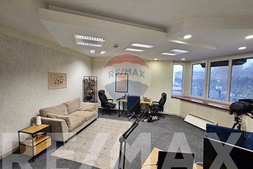 Za najam/Zakup-Ured-Banja Luka, Bosna i Hercegovina-820031003-1359