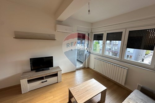 For Rent/Lease-Condo/Apartment-Gavre Vučkovića  -  Banja Luka, Bosnia and Herzegovina-820031047-920
