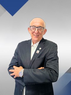 Sergio Menezes - RE/MAX AXEPRO