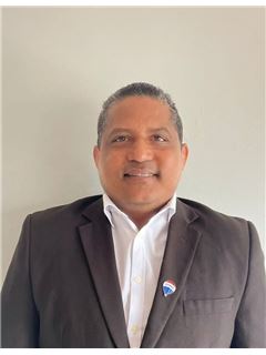 Joel Ramos - RE/MAX MARINE