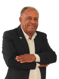 Amaro Bernardo - RE/MAX PATRIMÔNIO