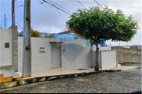Venda-Casa-Rua Edvaldo Bastos de Oliveira , 1  - Final da Rua capitão Dé  - Indianópolis , Caruaru , Pernambuco , 55026220-850161056-13