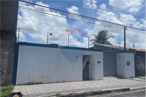 Venda-Casa-Rua Sessenta e Cinco, Lot Residencial Acauã , 173  - Próximo ao Terminal de ônibus do Graciliano  - Cidade Universitária , Maceió , Alagoas , 57073-350-850271080-23