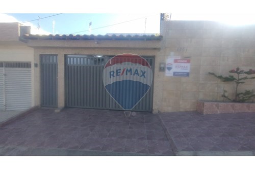 Venda-Casa-Rua Rivaldo de Carvalho Rabelo , 1261  - Prossegur  - Indianópolis , Caruaru , Pernambuco , 55024155-850161001-28