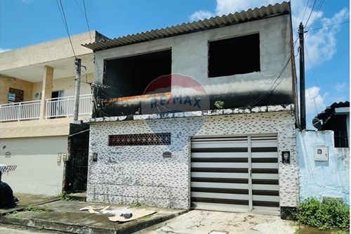 Venda-Casa-Rua Eliel Rufino de Castro , 40  - Próximo ao colégio Santa Isabel  - Santa Lúcia , Maceió , Alagoas , 57081-760-850271161-86