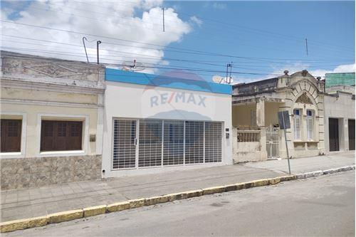 Venda-Casa-Avenida Siqueira de Campos , 85  - Em frente ao Cartorio  - Centro , Camocim de São Félix , Pernambuco , 55665000-850161001-175