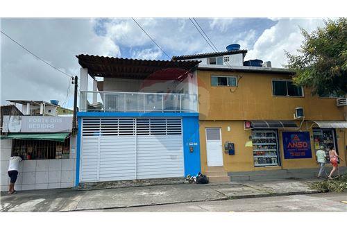 For Sale-House-Estr. do Forte do Arraial Novo do Bom Jesus , 1458  - Proximo ao parque da Avenida do forte  - Torrões , Recife , Pernambuco , 50660-305-850171005-24