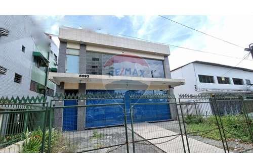 Venda-Casa Comercial-Av Caxanga , 5693  - em frente ao terminal da integracao caxanga  - Caxangá , Recife , Pernambuco , 50740-000-850471005-192
