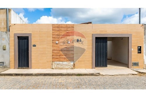 Venda-Casa-Rua Ana Pureza Ramos , 84  - 2 ruas depois da praça  - Centro , Tobias Barreto , Sergipe , 49300000-850581216-31