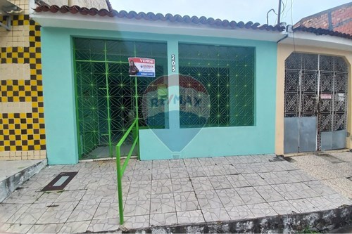 Venda-Casa-Rua Haiti , 205  - América , Aracaju , Sergipe , 49080305-850581211-108