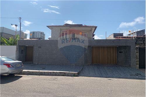 Venda-Casa-Rua Francisco Rabelo Leite Neto , 100  - Passarela do Caranguejo  - Atalaia , Aracaju , Sergipe , 49037470-850581003-355