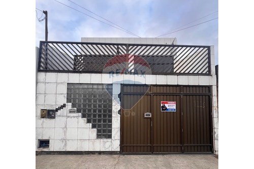 Venda-Casa-Rua Alagoas , 268  - José Conrado de Araújo , Aracaju , Sergipe , 49085000-850581211-145