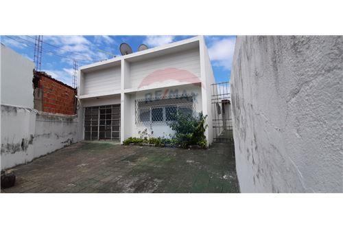 Venda-Casa-Rua Iris Alagoense , 859  - - Faculdade Cesmac -  - Farol , Maceió , Alagoas , 57051-370-850141053-1