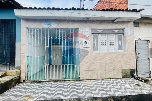Venda-Casa-Rua Raul de Aguiar , 51  - Próximo a Carajás  - Tabuleiro do Martins , Maceió , Alagoas , 57061-360-850271161-75