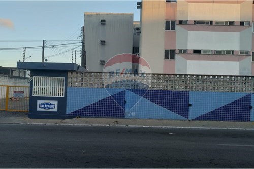 Venda-Apartamento-Avenida Belmiro Amorim , 26  - em frente a garagem da  Empresa Piedade  - Santa Lúcia , Maceió , Alagoas , 57082000-850271159-17