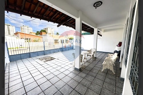 Venda-Casa-Rua João Rocha Sobrinho , 368  - Próximo Pisolar  - Pereira Lobo , Aracaju , Sergipe , 49050420-850581220-9