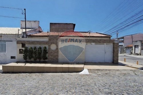 Venda-Casa-RUA Carlos Henrique Carvalho de Melo , 04  - Farolândia , Aracaju , Sergipe , 49031-300-850631021-52