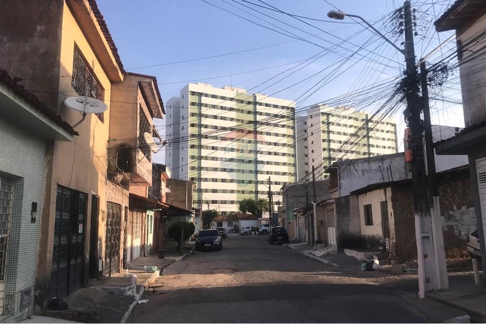 Sobrado - Venda - Maceió , Alagoas - FED57C58-C03C-4F2D-B1E8-A509B21055F7.jpeg - 850711001-36