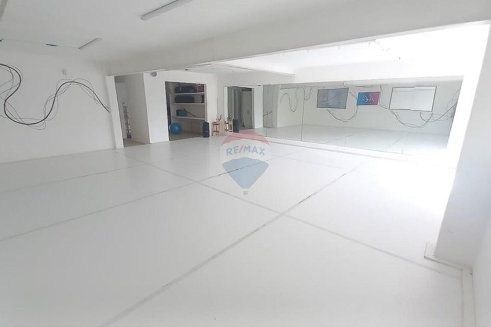 Cj. Comercial/ Sala - Alugar - Recife , Pernambuco - salão 1º andar.jpeg - 850471006-94