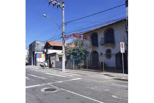 Venda-Casa-Americo lobo , 599  - cofesa ferragens  - Manoel Honório , Juiz de Fora , Minas Gerais , 36045-050-860431035-37